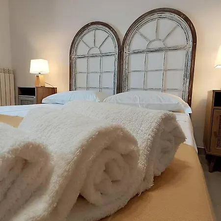 La Perla, Comfort E Relax Vignacastrisi