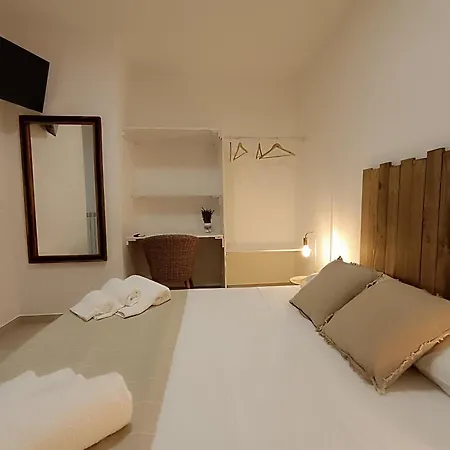 La Perla, Comfort E Relax Vignacastrisi