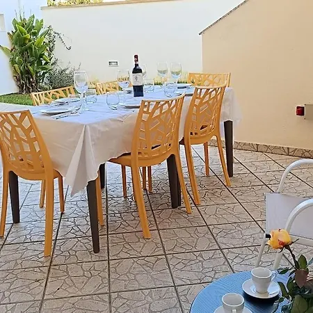 Nyaraló La Perla, Comfort E Relax *